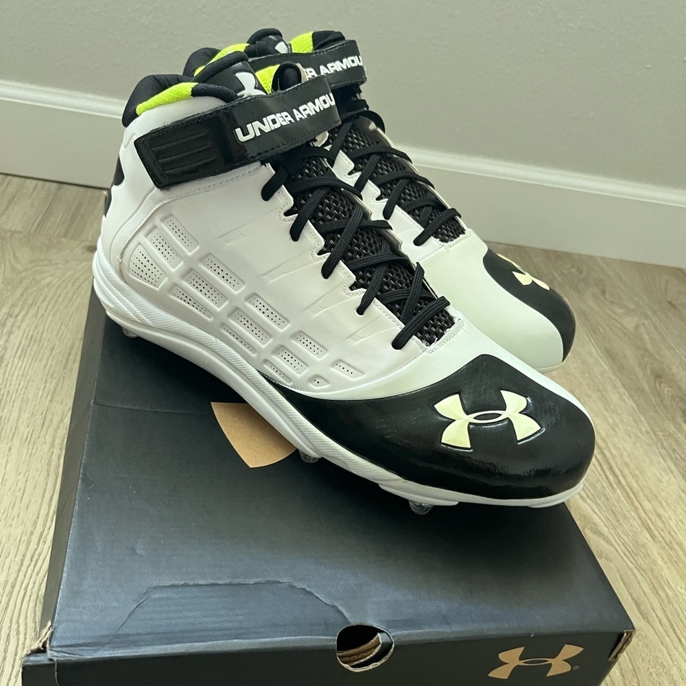 Under Armour UA Fierce Havoc MID D Black/White Men's Football Cleats Size 14